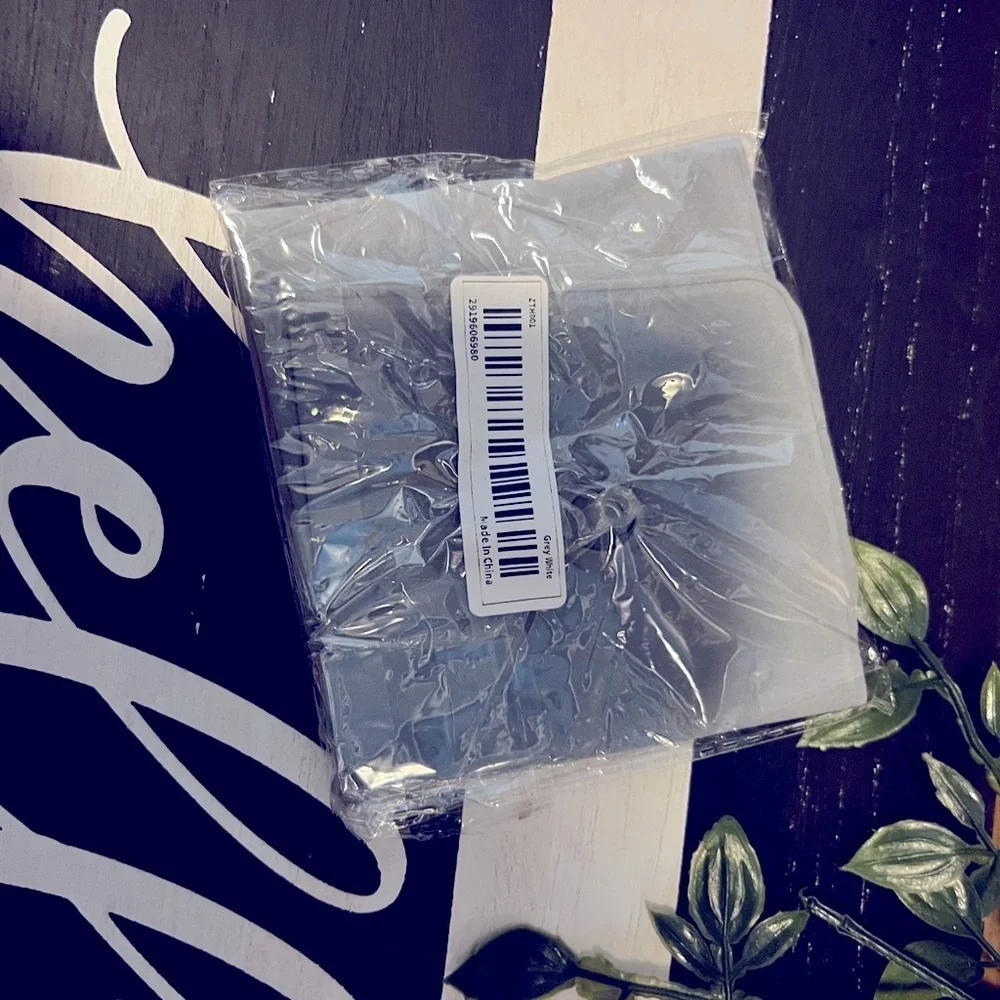 NWT Blow Up Pillow for Camping or Travel